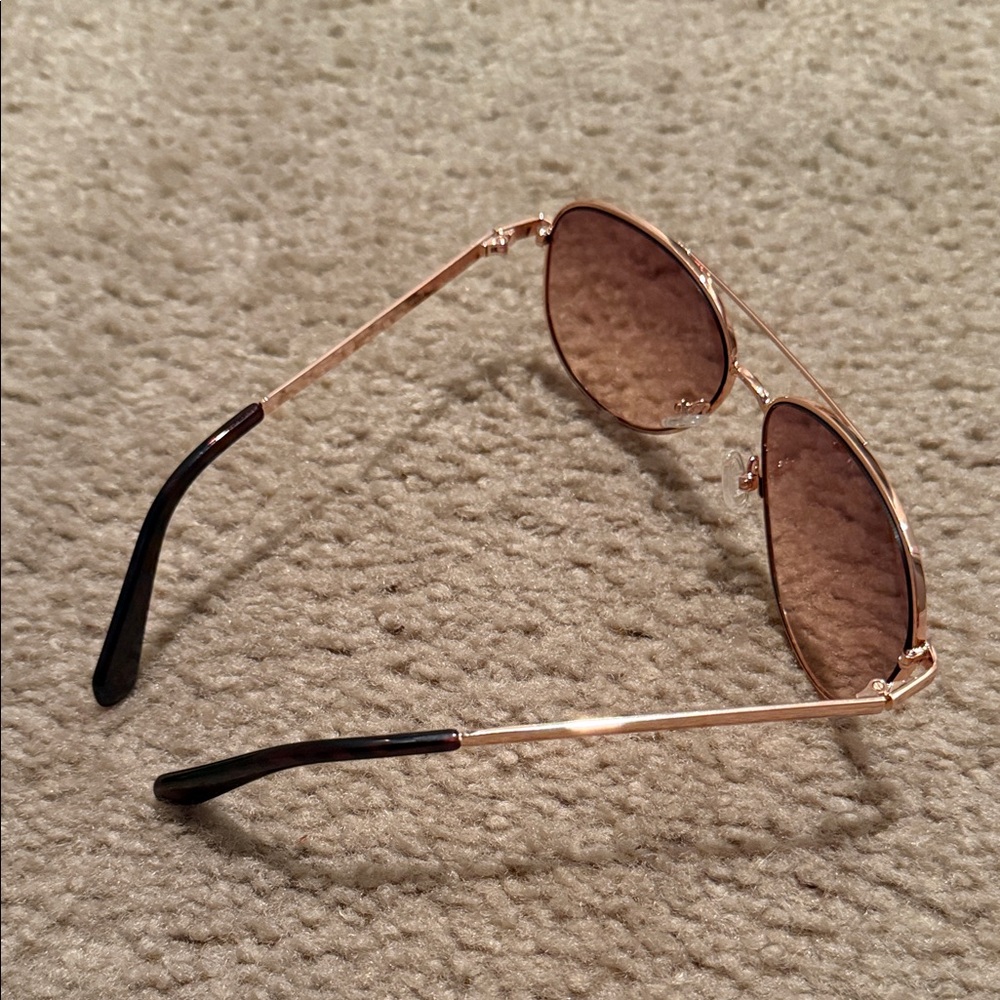Kate Spade Emmaline Rose Gold Aviator - Picture 4 of 5